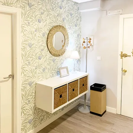 Apartment Parola *
