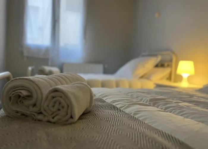 Parola * קומיאס